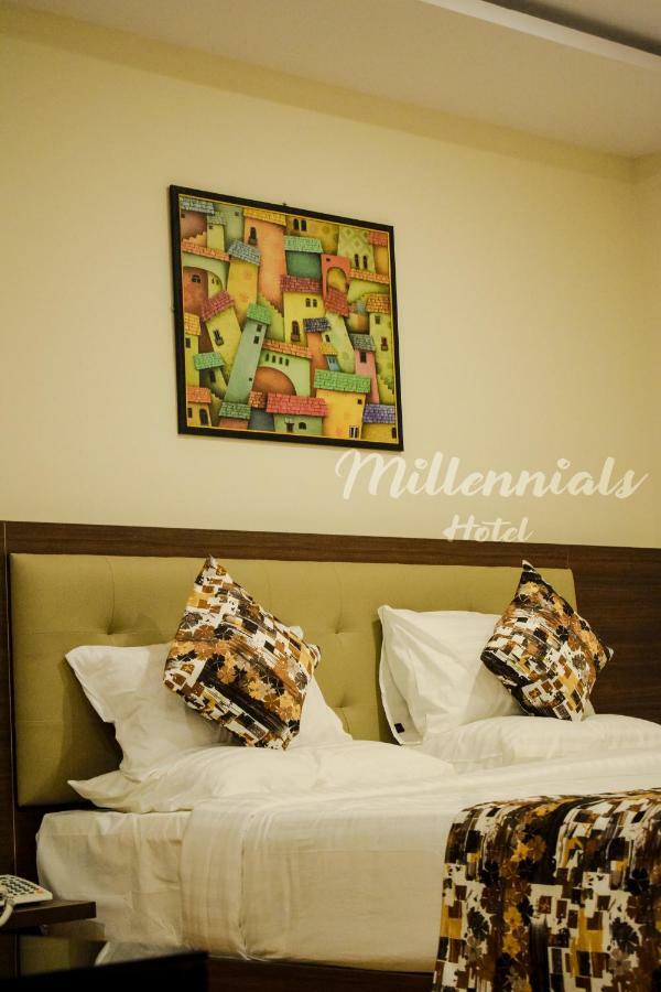 Millennials Hotel Anekal Exterior foto